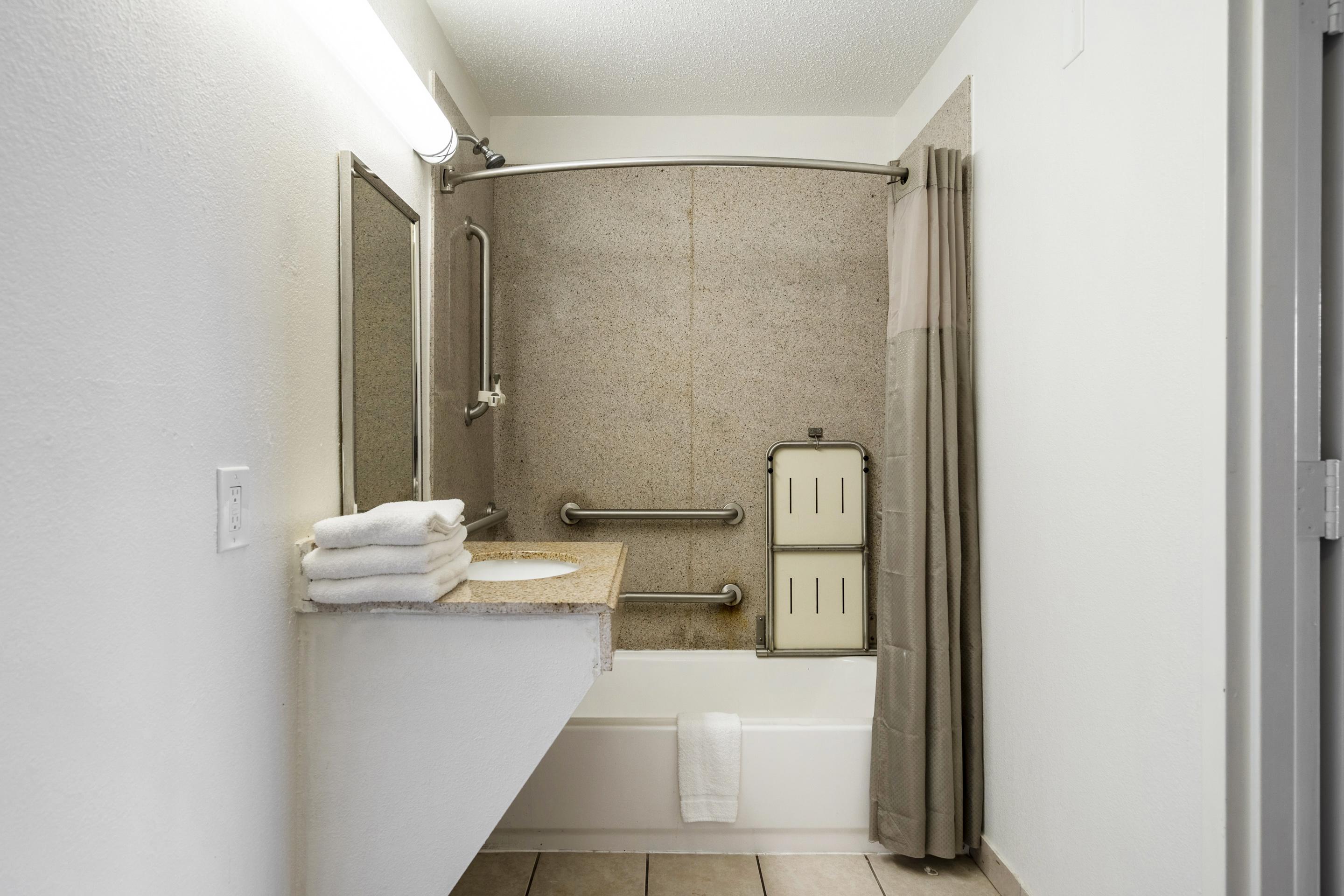 Oyo Hotel Bossier City La - Red River Exterior photo