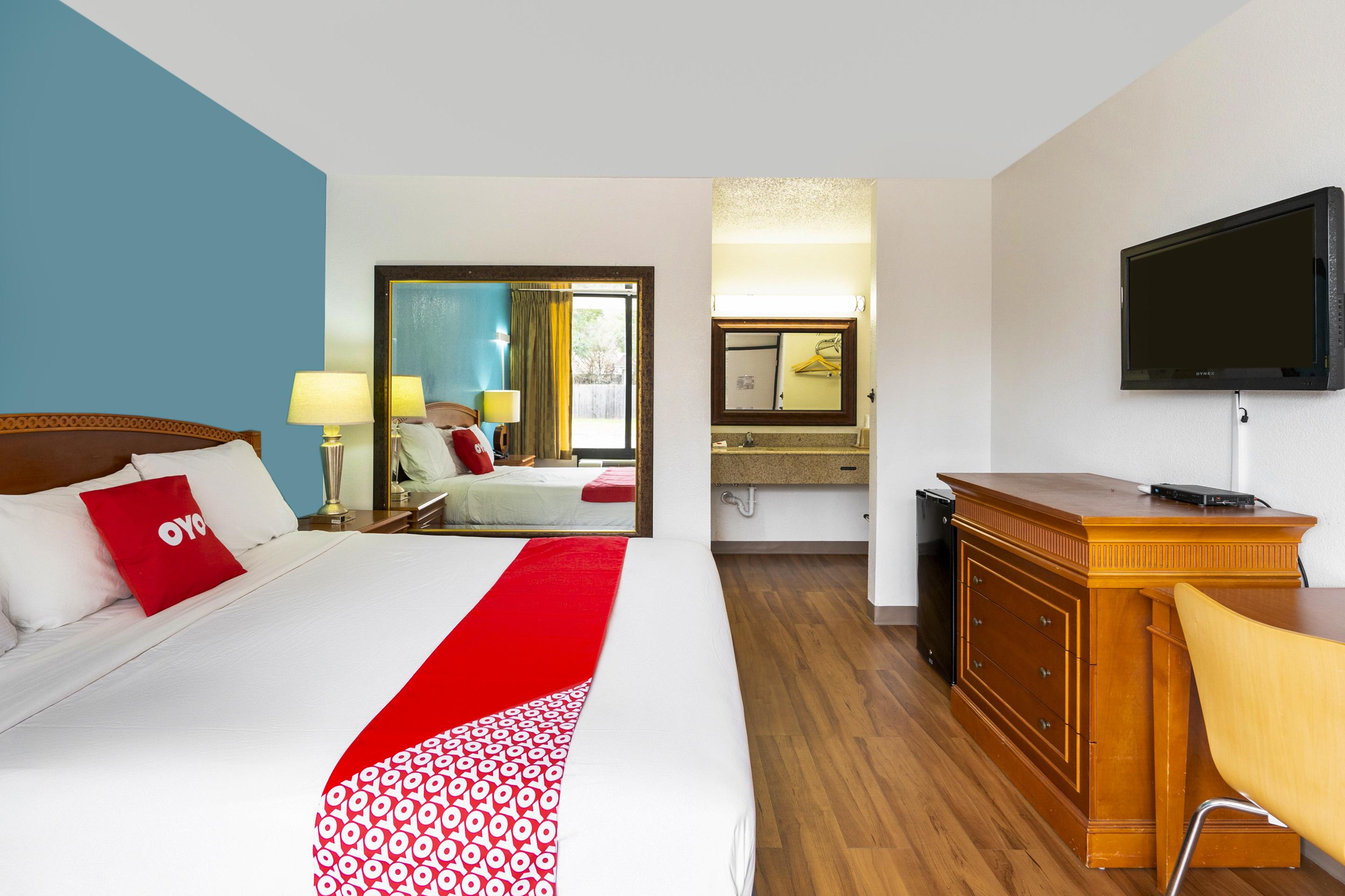 Oyo Hotel Bossier City La - Red River Exterior photo